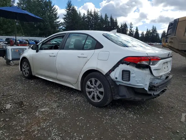 5YFEPMAE7MP243979 2021 TOYOTA COROLLA - Image 2
