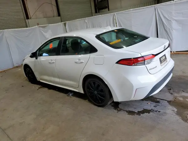 5YFEPMAE7MP244775 2021 TOYOTA COROLLA - Image 2