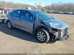 5YFEPMAE7MP249586 2021 TOYOTA COROLLA