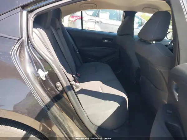 5YFEPMAE7MP254500 2021 TOYOTA COROLLA - Image 8
