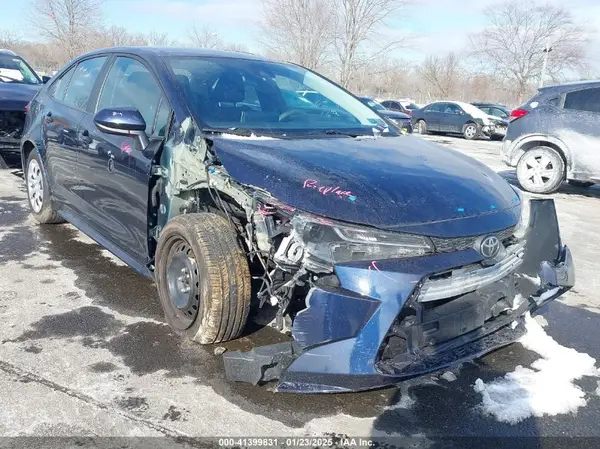 5YFEPMAE7MP254674 2021 TOYOTA COROLLA - Image 1