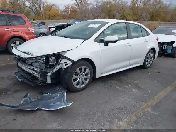 5YFEPMAE7MP255940 2021 TOYOTA COROLLA - Image 2