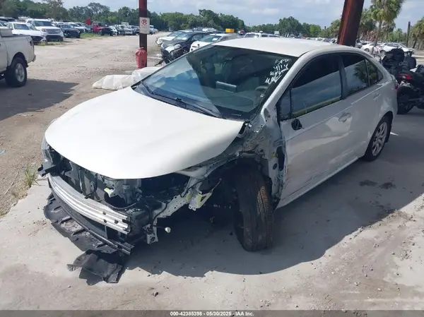 5YFEPMAE7MP258191 2021 TOYOTA COROLLA - Image 2