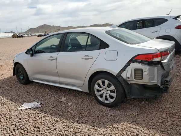 5YFEPMAE7NP276174 2022 TOYOTA COROLLA - Image 2