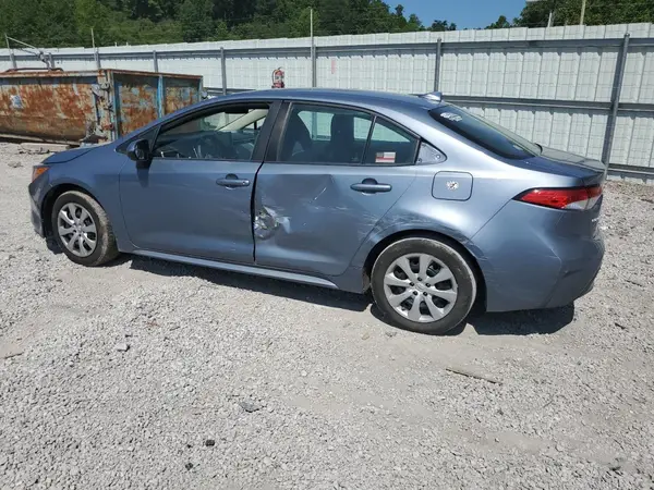 5YFEPMAE7NP279446 2022 TOYOTA COROLLA - Image 2