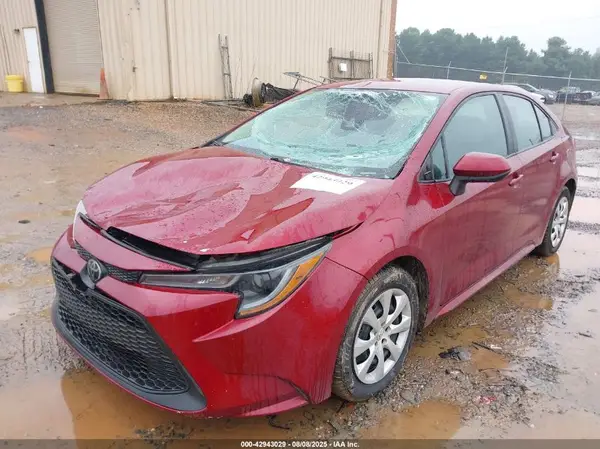 5YFEPMAE7NP284789 2022 TOYOTA COROLLA - Image 2