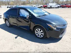 5YFEPMAE7NP285005 2022 TOYOTA COROLLA