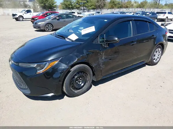 5YFEPMAE7NP285005 2022 TOYOTA COROLLA - Image 2