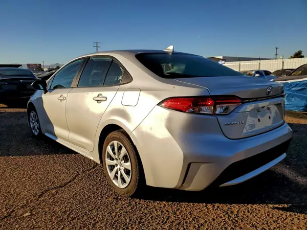 5YFEPMAE7NP285862 2022 TOYOTA COROLLA - Image 2