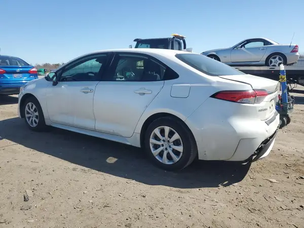 5YFEPMAE7NP286879 2022 TOYOTA COROLLA - Image 2