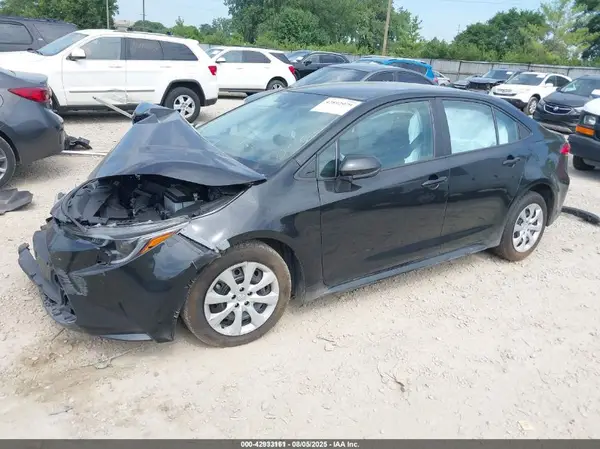 5YFEPMAE7NP290253 2022 TOYOTA COROLLA - Image 2