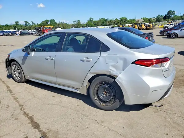5YFEPMAE7NP293511 2022 TOYOTA COROLLA - Image 2