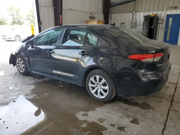 5YFEPMAE7NP294559 2022 TOYOTA COROLLA - Image 2
