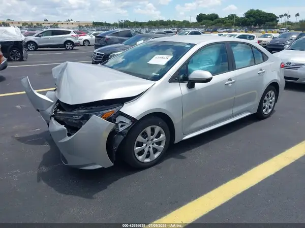 5YFEPMAE7NP308492 2022 TOYOTA COROLLA - Image 2