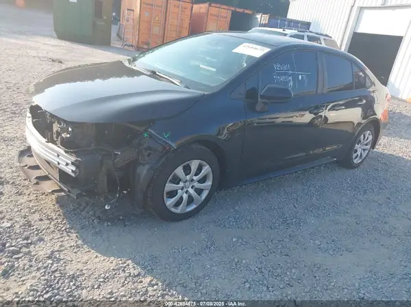 5YFEPMAE7NP309108 2022 TOYOTA COROLLA - Image 2