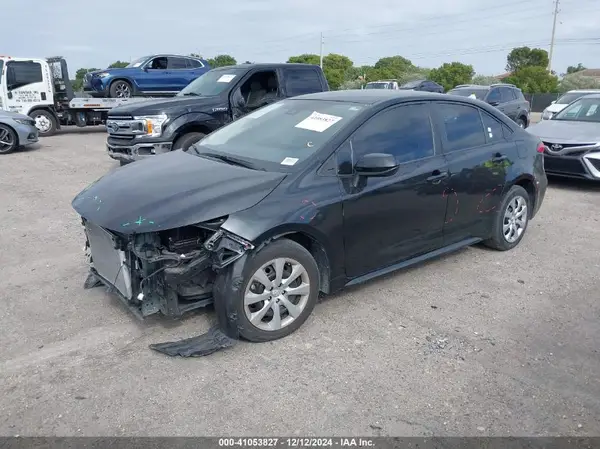 5YFEPMAE7NP311070 2022 TOYOTA COROLLA - Image 2