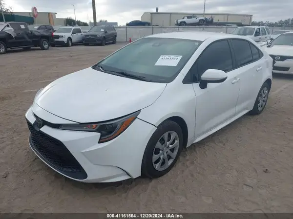 5YFEPMAE7NP312204 2022 TOYOTA COROLLA - Image 2