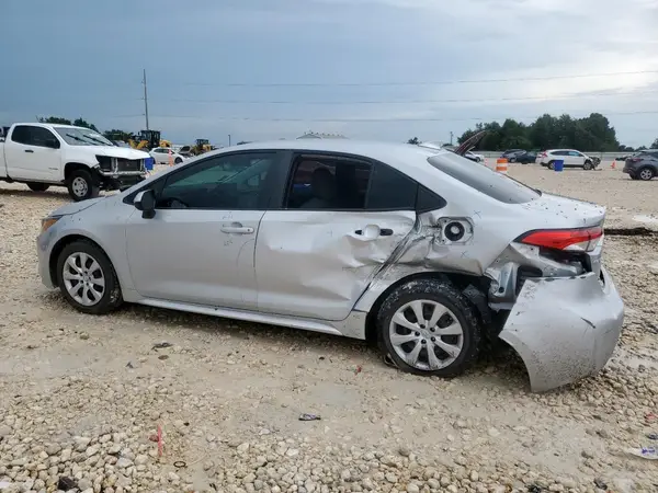 5YFEPMAE7NP313692 2022 TOYOTA COROLLA - Image 2