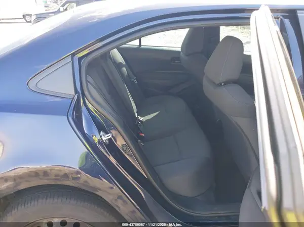 5YFEPMAE7NP323462 2022 TOYOTA COROLLA - Image 8
