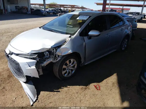 5YFEPMAE7NP330900 2022 TOYOTA COROLLA - Image 2