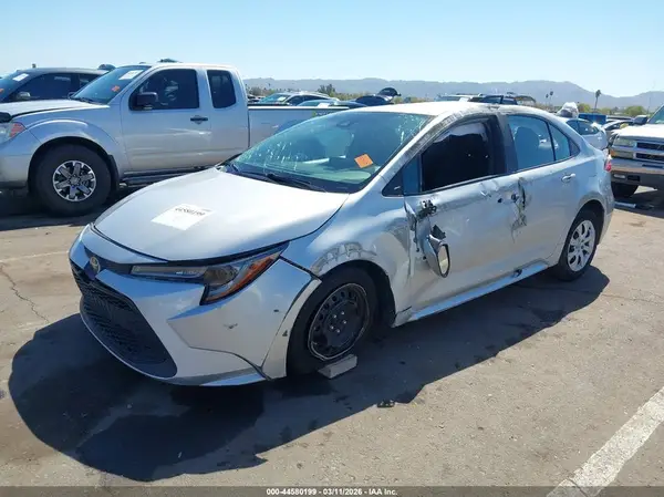 5YFEPMAE7NP339273 2022 TOYOTA COROLLA - Image 2