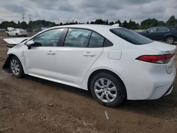 5YFEPMAE7NP349043 2022 TOYOTA COROLLA - Image 2