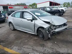 5YFEPMAE7NP352153 2022 TOYOTA COROLLA