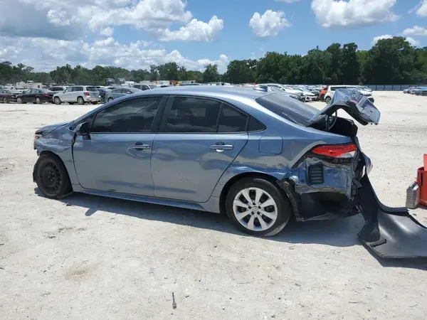 5YFEPMAE7NP356882 2022 TOYOTA COROLLA - Image 2
