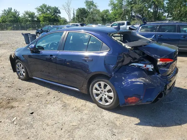 5YFEPMAE7NP357448 2022 TOYOTA COROLLA - Image 2