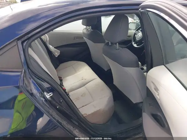 5YFEPMAE7NP359717 2022 TOYOTA COROLLA - Image 8
