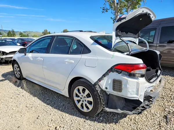 5YFEPMAE7NP365386 2022 TOYOTA COROLLA - Image 2