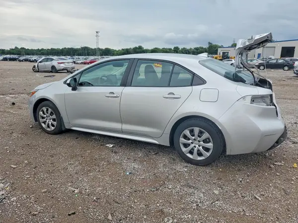 5YFEPMAE7NP366120 2022 TOYOTA COROLLA - Image 2