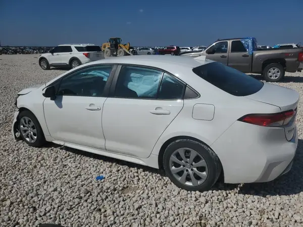 5YFEPMAE7NP374640 2022 TOYOTA COROLLA - Image 2