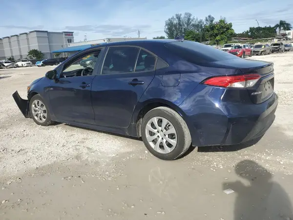 5YFEPMAE7NP381197 2022 TOYOTA COROLLA - Image 2