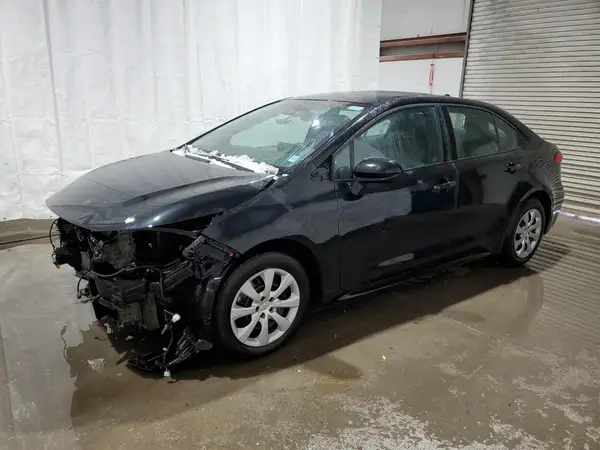 5YFEPMAE7NP381586 2022 TOYOTA COROLLA - Image 1