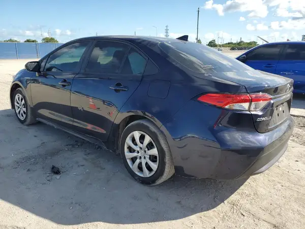 5YFEPMAE7NP381619 2022 TOYOTA COROLLA - Image 2
