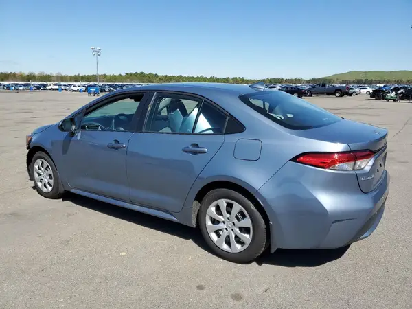 5YFEPMAE7NP382494 2022 TOYOTA COROLLA - Image 2