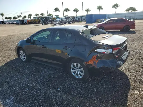 5YFEPMAE7NP382821 2022 TOYOTA COROLLA - Image 2