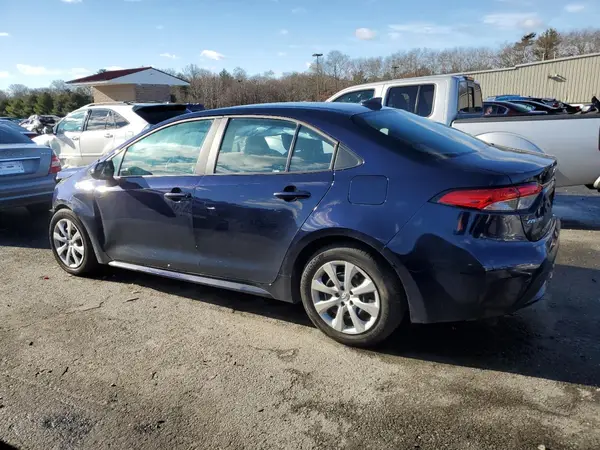 5YFEPMAE7NP383743 2022 TOYOTA COROLLA - Image 2