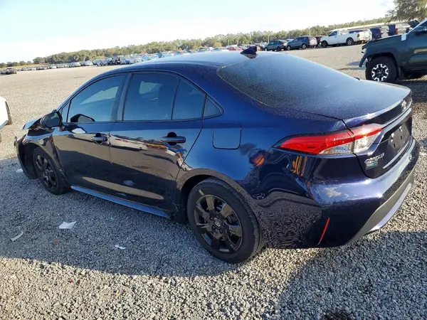 5YFEPMAE7NP388702 2022 TOYOTA COROLLA - Image 2
