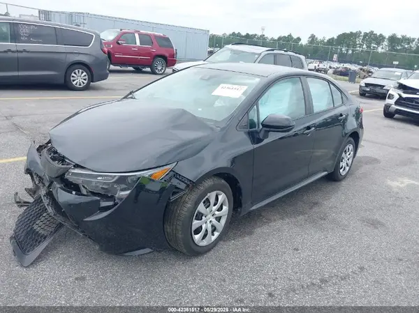 5YFEPMAE7NP390966 2022 TOYOTA COROLLA - Image 2