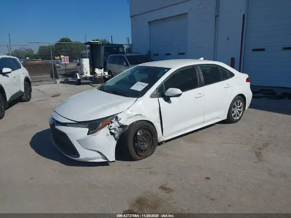 5YFEPMAE8MP150145 2021 TOYOTA COROLLA - Image 2