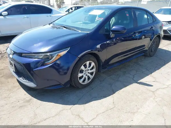 5YFEPMAE8MP156589 2021 TOYOTA COROLLA - Image 2