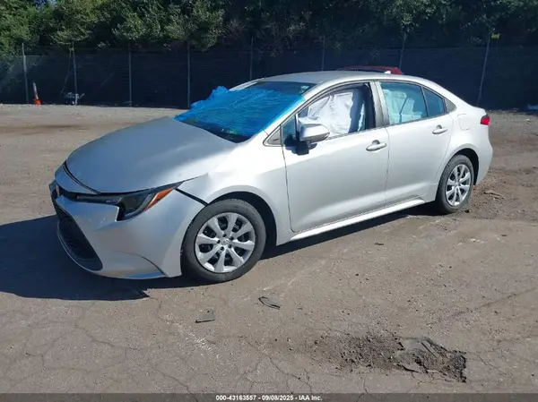 5YFEPMAE8MP159265 2021 TOYOTA COROLLA - Image 2