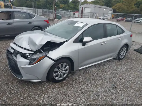 5YFEPMAE8MP159718 2021 TOYOTA COROLLA - Image 2
