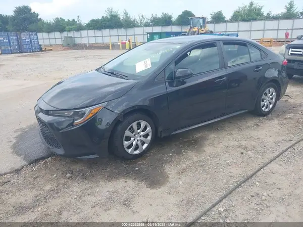 5YFEPMAE8MP162103 2021 TOYOTA COROLLA - Image 2