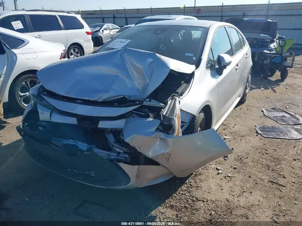 5YFEPMAE8MP164739 2021 TOYOTA COROLLA - Image 2
