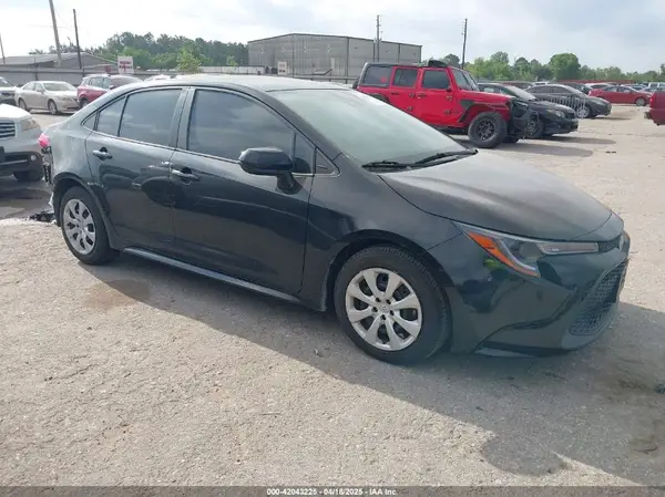 5YFEPMAE8MP167737 2021 TOYOTA COROLLA - Image 1