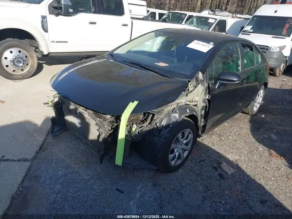 5YFEPMAE8MP169701 2021 TOYOTA COROLLA - Image 2