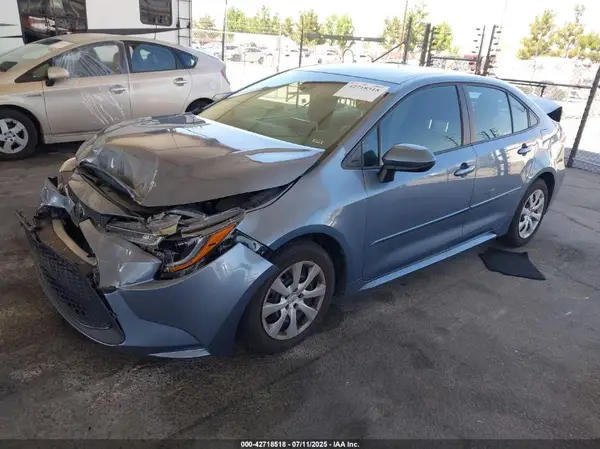 5YFEPMAE8MP170122 2021 TOYOTA COROLLA - Image 2